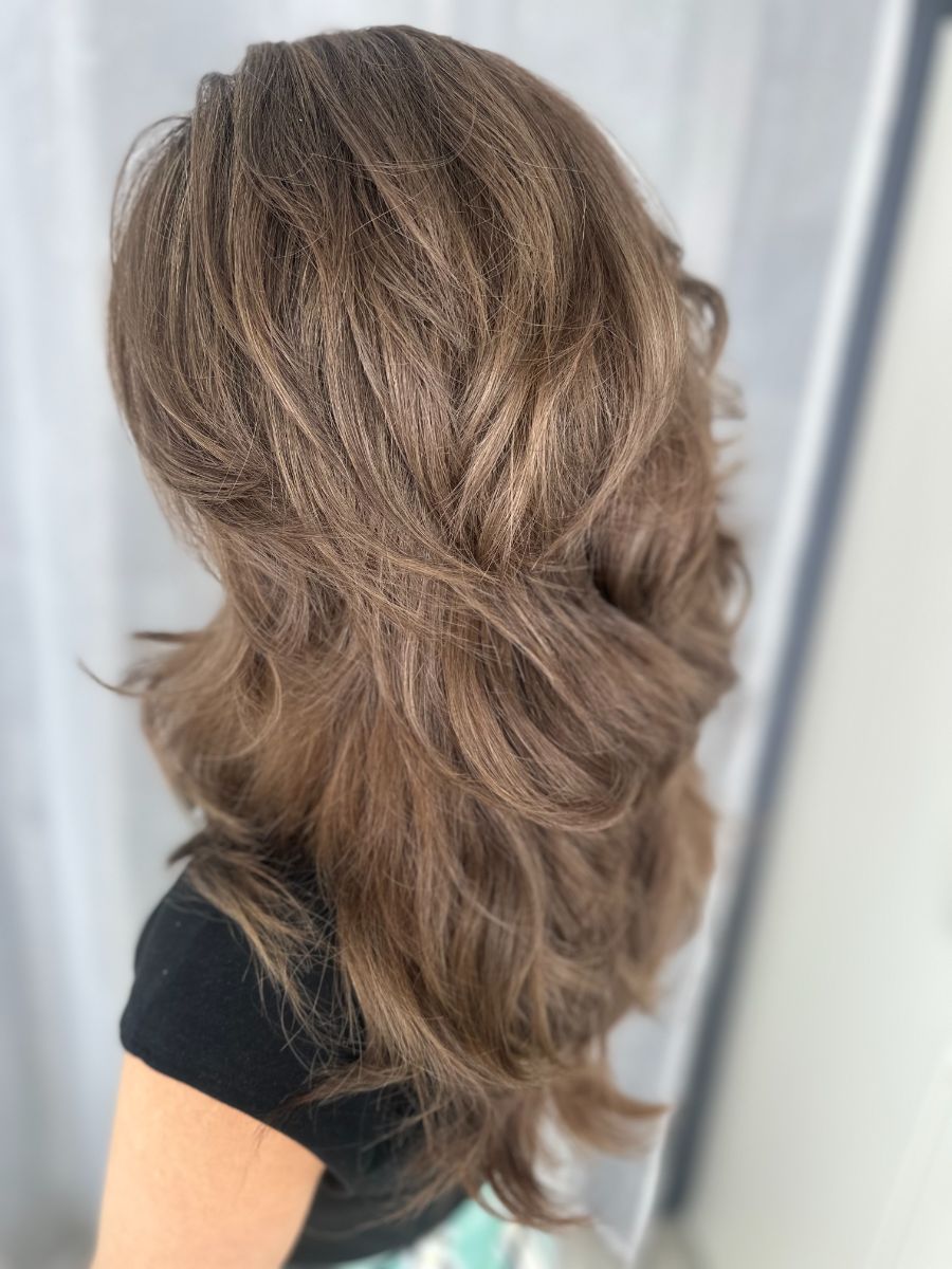Coupe dégradée brune, vue de dos — réalisation Iris Azur